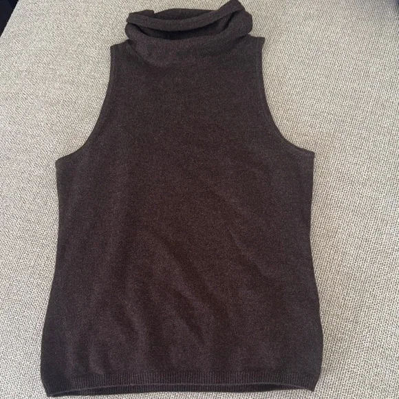 Reformation Marcy Sleeveless Turtleneck Sweater 100% Cashmere - Picture 5 of 5